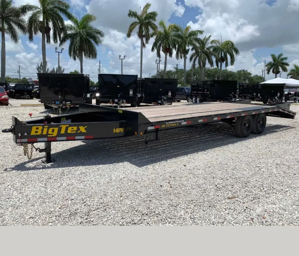 Big Tex 25′ Deckover Trailer 7 Ton 14PH-20+5, front three-quarter view
