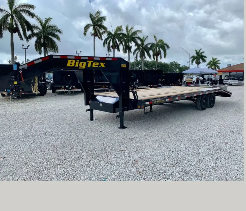 Big Tex 25′ Gooseneck Trailer 7 Ton 14GN-20+5 15,900# GVWR, front three-quarter view
