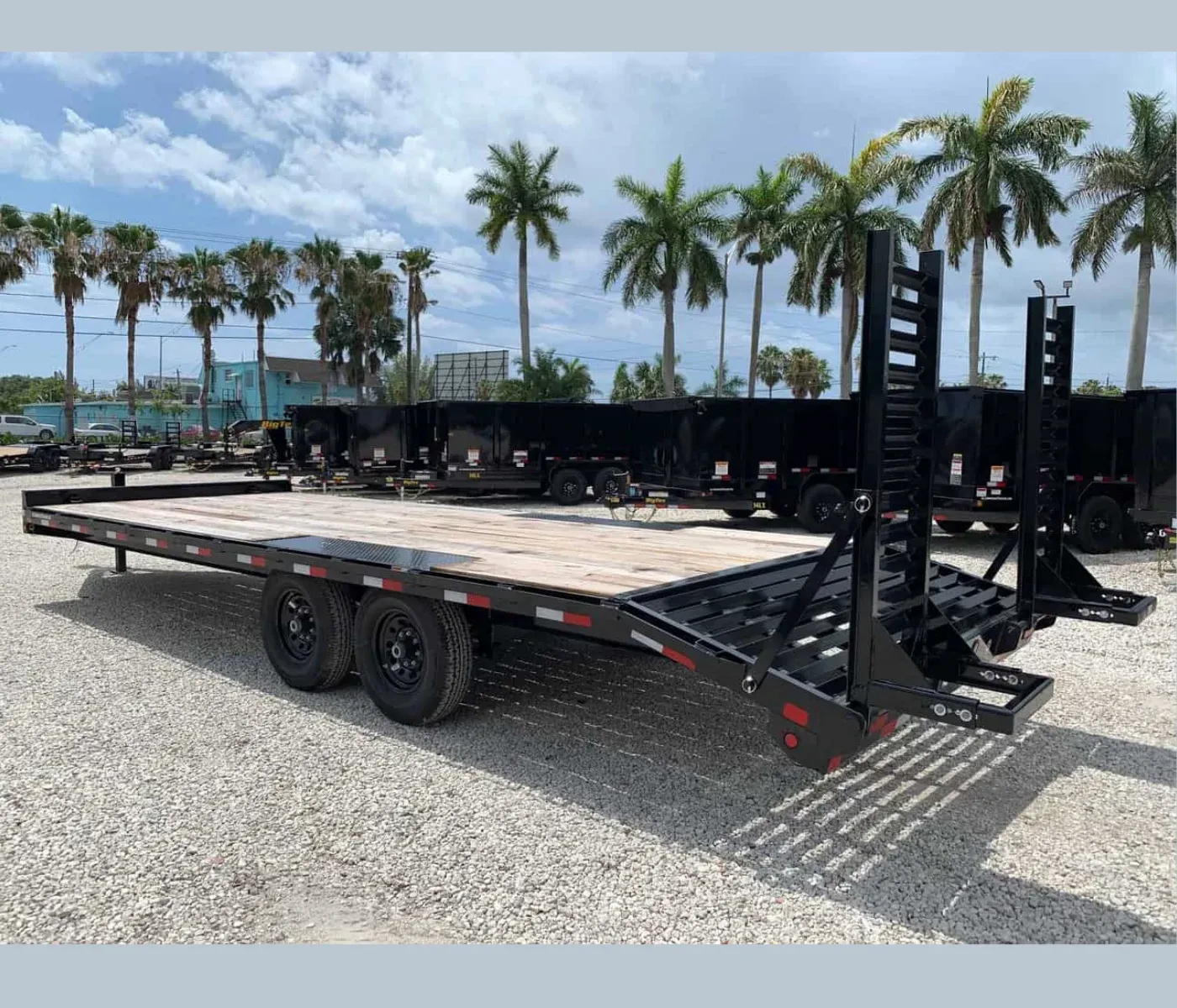 Big Tex 24′ Deckover Trailer 7 Ton 14OA-21+3, rear view showing the dovetail and ramps